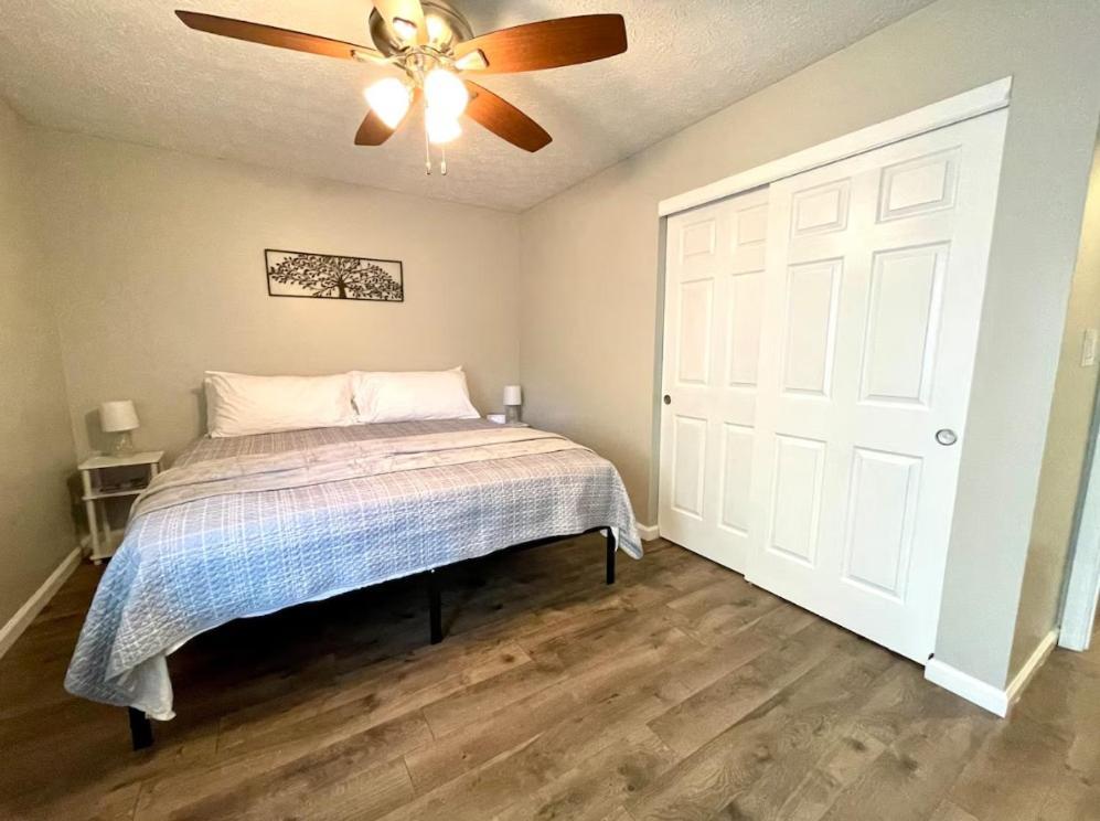 Ranch - 3 Bed - Hot Tub - King Bed - Fenced - Pets - Kids - Wifi Casa vacanze