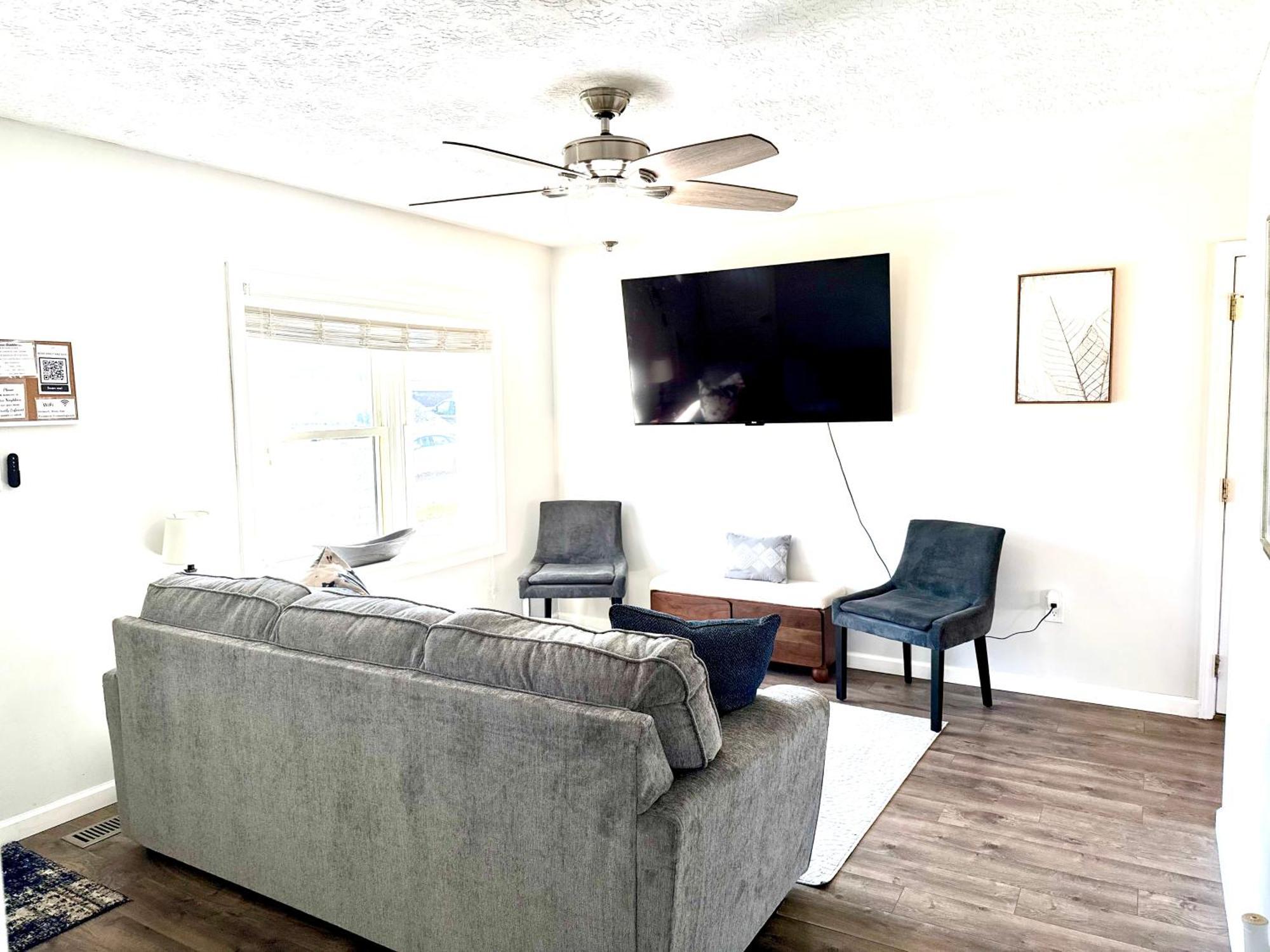 Casa vacanze Ranch - 3 Bed - Hot Tub - King Bed - Fenced - Pets - Kids - Wifi *